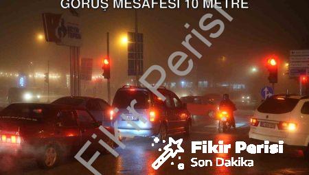 Denizli’de Yoğun Sis Hayatı Felç Etti: Görüş Mesafesi 10 Metre